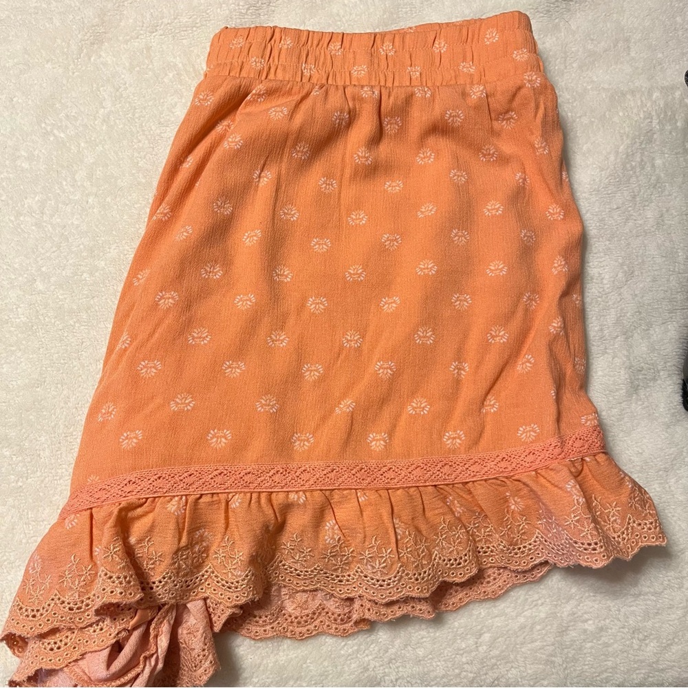 Torrid ruffle shorts